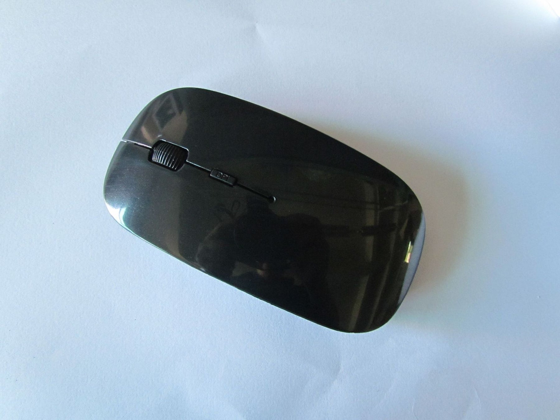 【客製化】無線電池滑鼠 | 禮品、贈品專業客製禮贈品顧問 以泰禮品