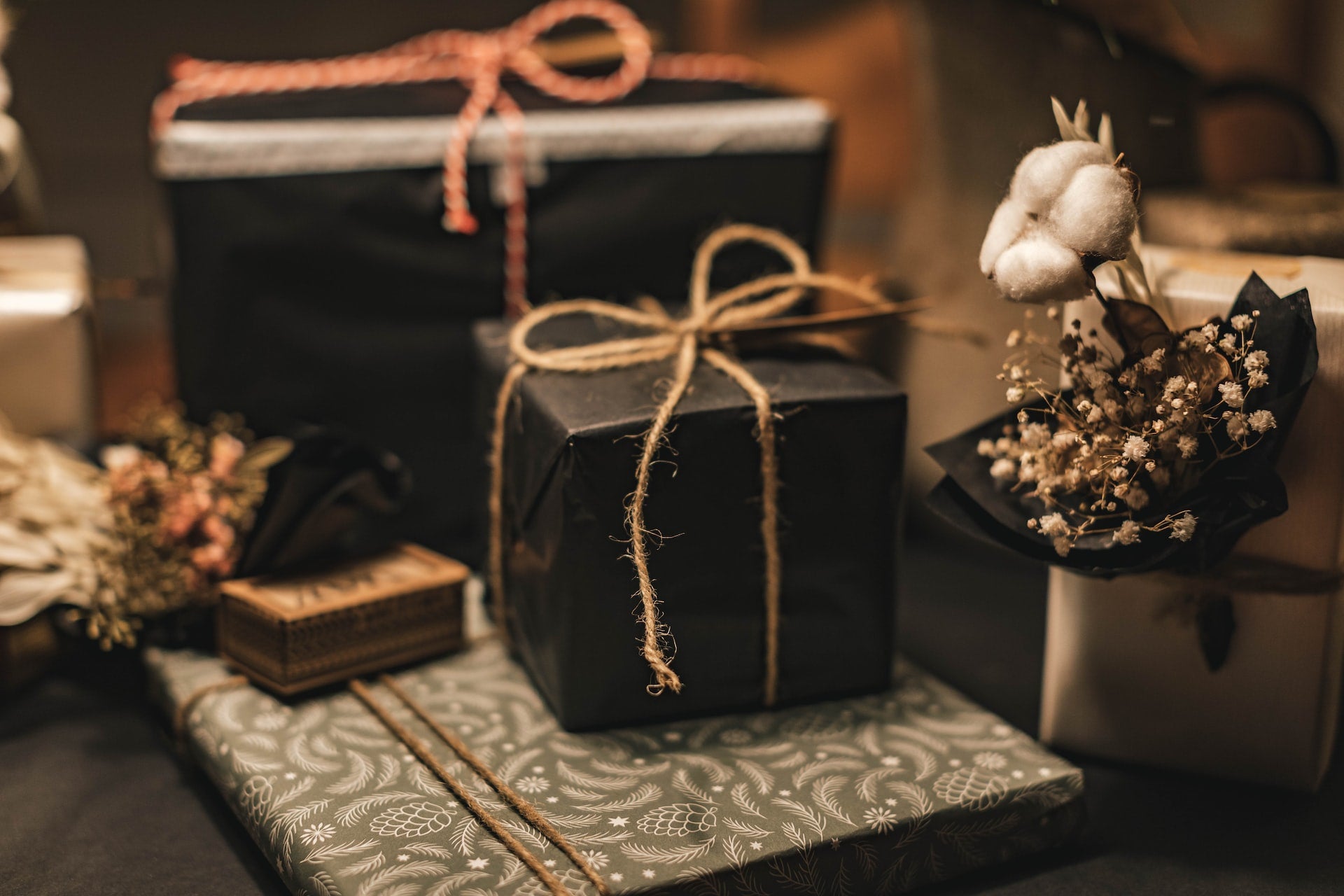 為什麼該選企業客製化禮贈品的幾個理由 - 以泰禮品